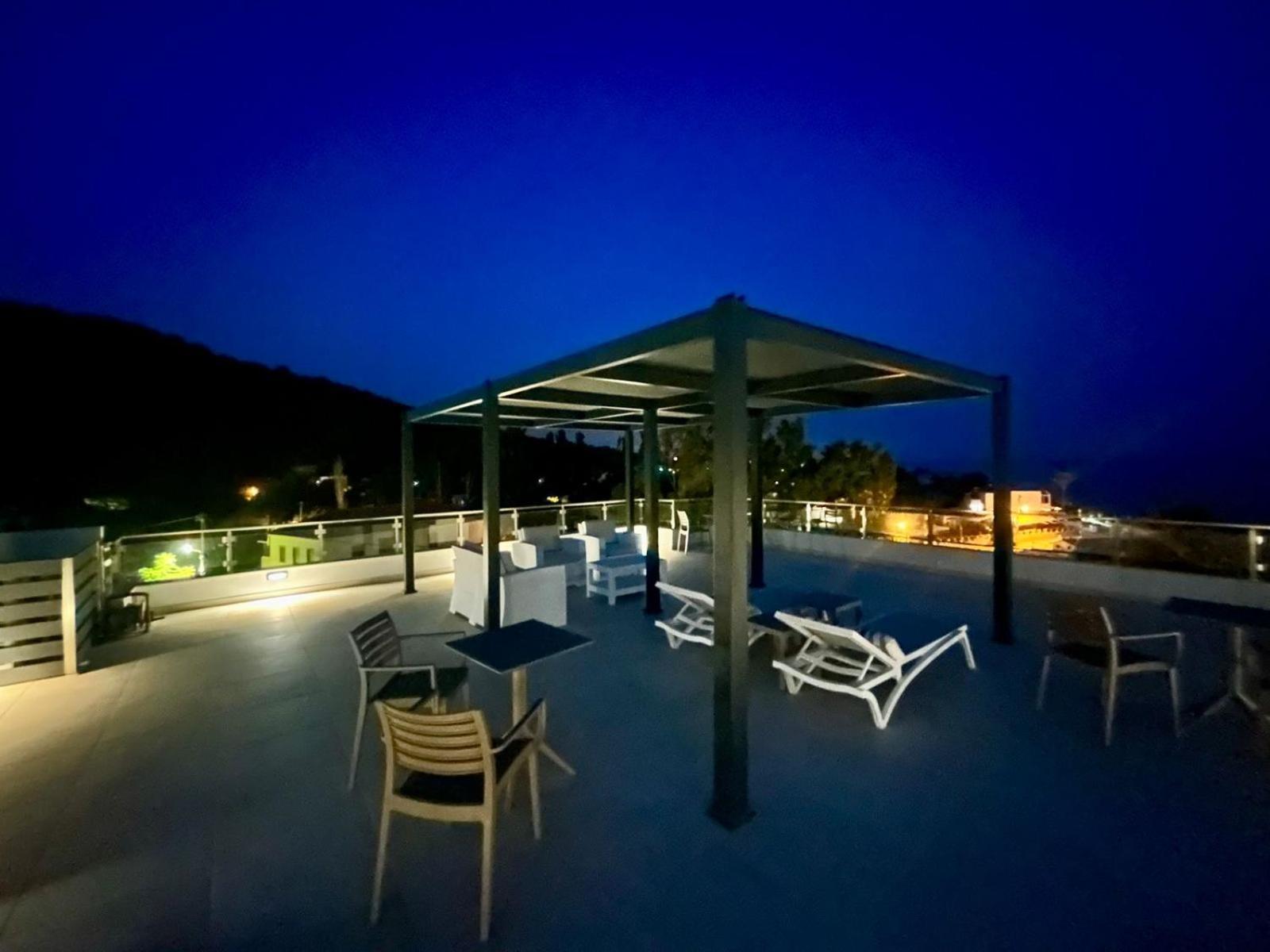 Ocean View Studios And Luxury Rooms Plomari Exterior foto