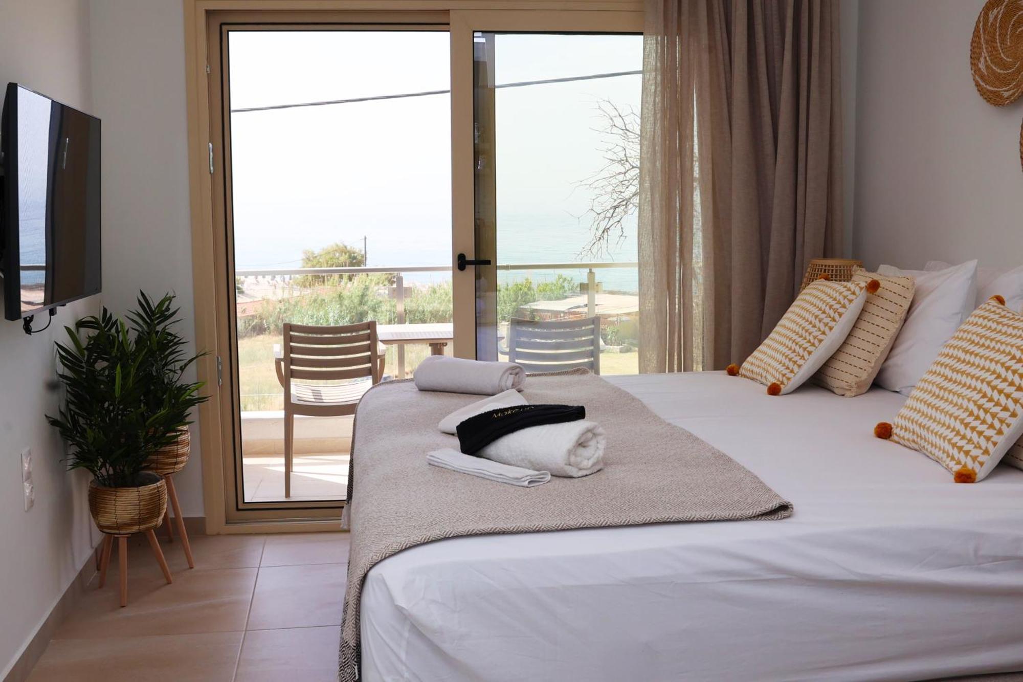 Ocean View Studios And Luxury Rooms Plomari Exterior foto